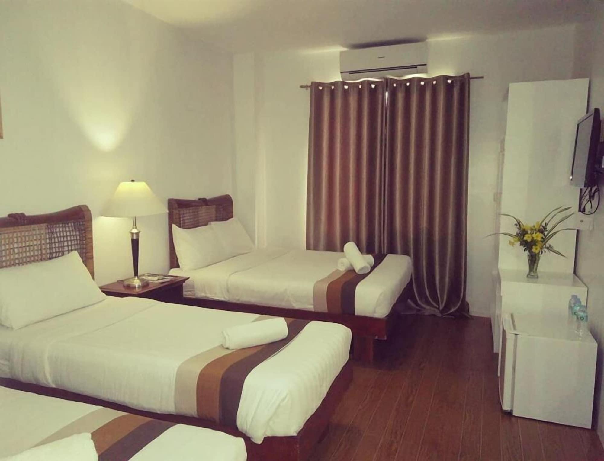 Discover Boracay Hotel Калибо Экстерьер фото
