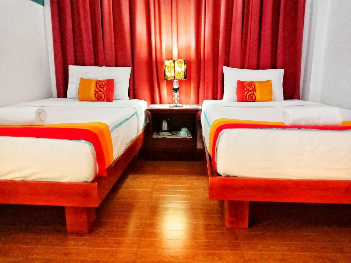 Discover Boracay Hotel Калибо Экстерьер фото